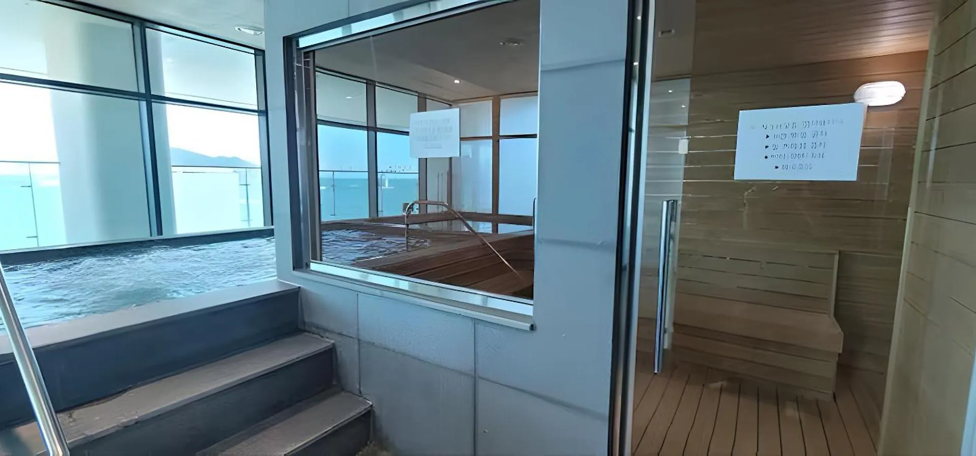 Ocean Front Apartment Busan 0*,